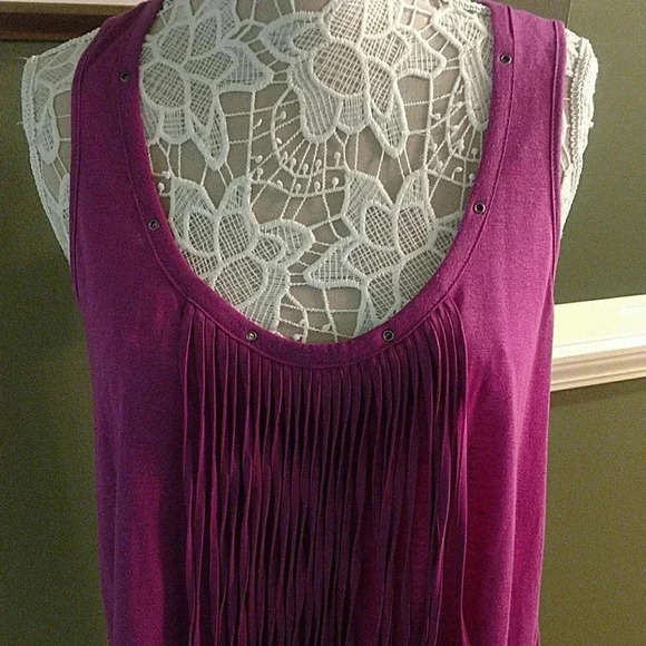 JESSICA SIMPSON CLOVER DEEDRA TOP - Picture 3 of 8